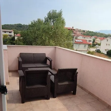 Apartament With Parking Space Lopar, Rab - 5019 *
